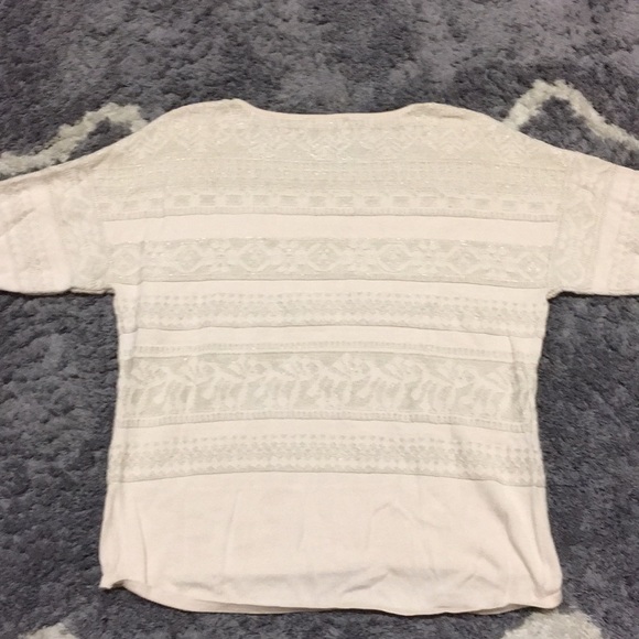 Short- Sleeved Sweater - Picture 5 of 5